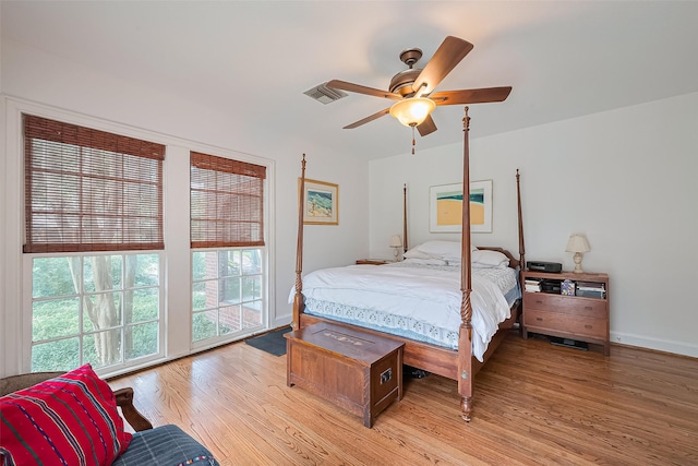 501 Gale St, Houston, TX 77009 - bedroom featuring light wood-style floors and ceiling fan
