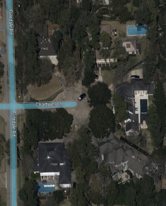 11622 Chartwell Ct, Bunker Hill Village, TX 77024 - aerial map of property and surrounding area featuring property parcel outlined