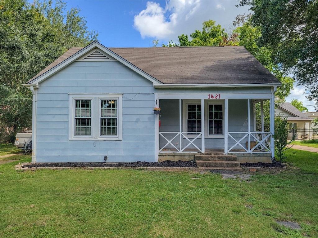1421 Brooks Ave, Rosenberg, TX 77471 - photo 1