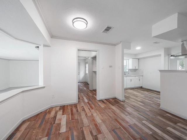 5010 Riverview Dr, Alvin, TX 77511 - unfurnished dining area with light wood-style flooring and baseboards