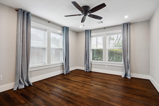 5001 Farmer St, Houston, TX 77020 - unfurnished room with wood finished floors, ceiling fan, and recessed lighting