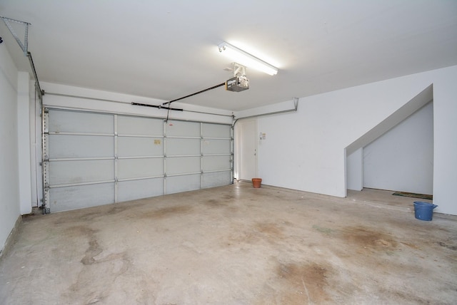 9703 Riddlewood Ln, Houston, TX 77025 - garage with a garage door opener