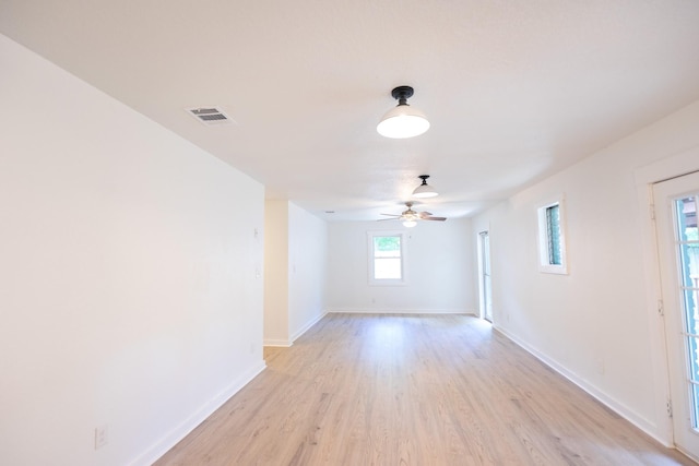 1025 Hathaway Ln, Marque, TX 77568 - unfurnished room with ceiling fan and light wood finished floors
