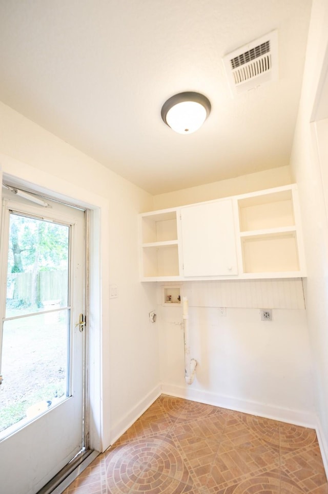 1025 Hathaway Ln, Marque, TX 77568 - laundry room with hookup for an electric dryer, hookup for a washing machine, and gas dryer hookup