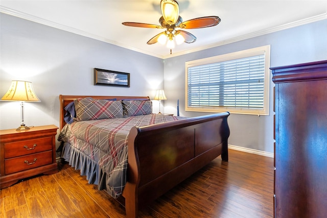 325 Carolcrest Ln Unit 2, Livingston, TX 77351 - bedroom with wood finished floors, ornamental molding, and ceiling fan