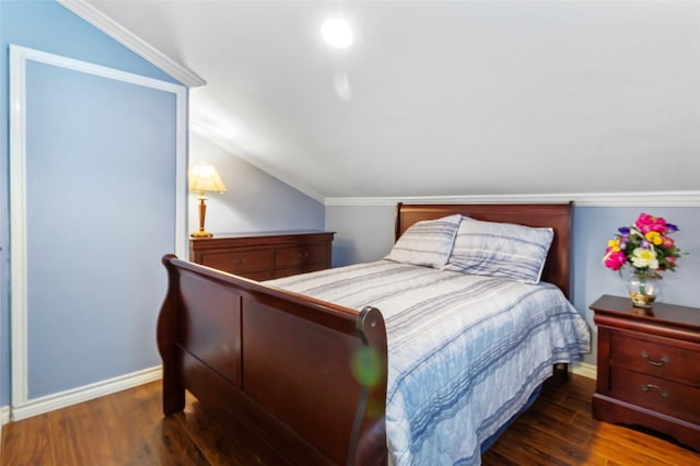 325 Carolcrest Ln Unit 2, Livingston, TX 77351 - bedroom featuring vaulted ceiling and wood finished floors