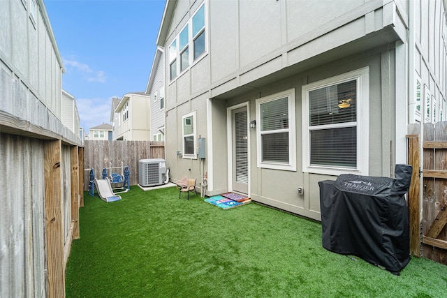 4101 Split Ivy Dr, Houston, TX 77080 - view of fenced backyard