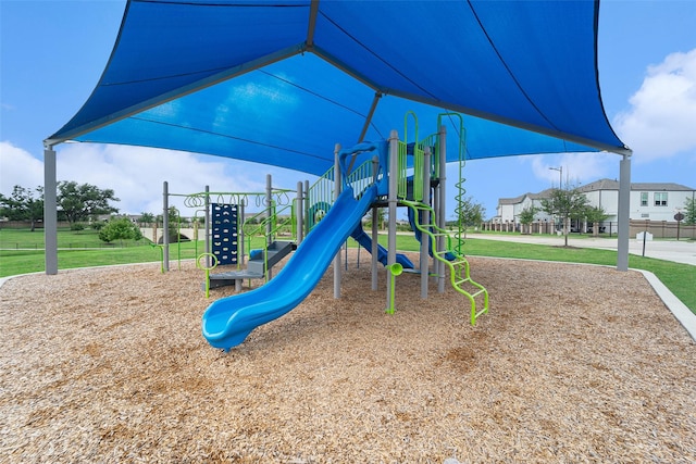 4101 Split Ivy Dr, Houston, TX 77080 - view of communal playground