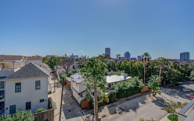 517 Fowler St, Houston, TX 77007 - drone / aerial view of skyline