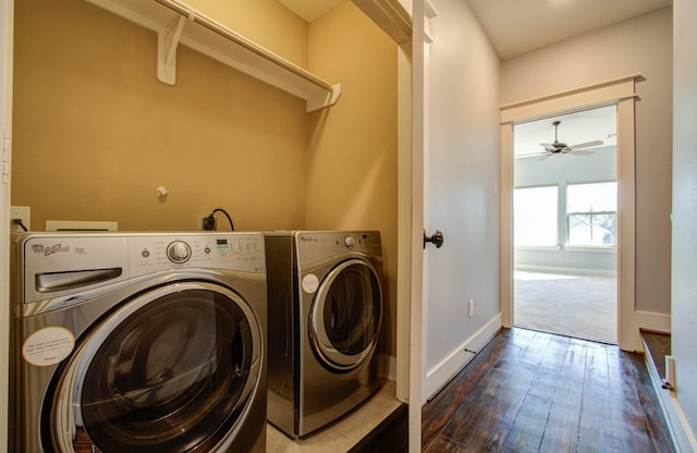 517 Fowler St, Houston, TX 77007 - laundry area featuring washing machine and dryer, wood-type flooring, and a ceiling fan