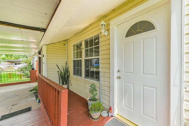 10329 Fairfax St, Houston, TX 77029 - doorway to property featuring a porch