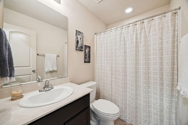9618 Paloma Creek Dr, Tomball, TX 77375 - full bathroom featuring vanity and curtained shower