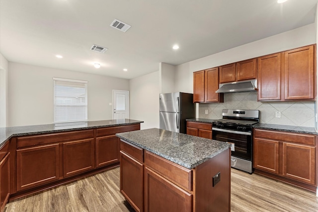 17138 Devon Dogwood Trl, Richmond, TX 77407 - photo 10