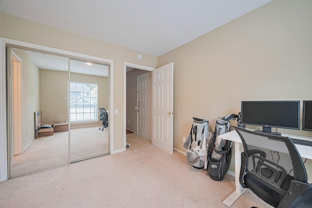 1860 White Oak Dr Unit 334, Houston, TX 77009 - carpeted office featuring baseboards