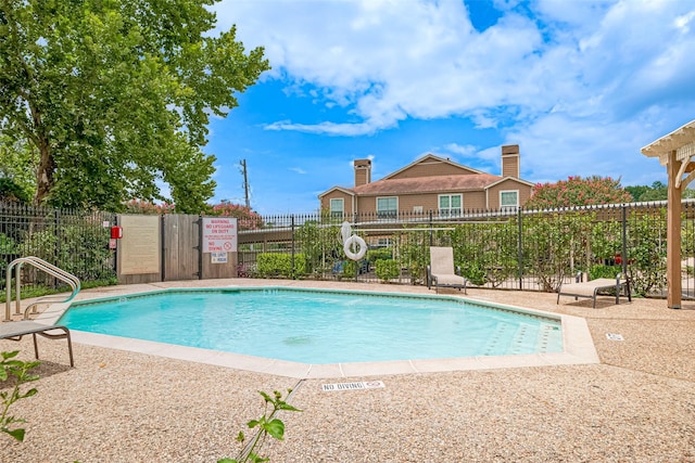 1860 White Oak Dr Unit 334, Houston, TX 77009 - view of community pool