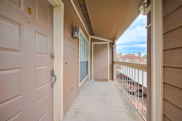 1860 White Oak Dr Unit 334, Houston, TX 77009 - view of balcony