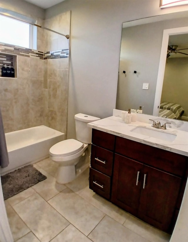 3333 Kilgore St, Houston, TX 77021 - full bath featuring vanity, shower / tub combination, tile patterned floors, and ceiling fan