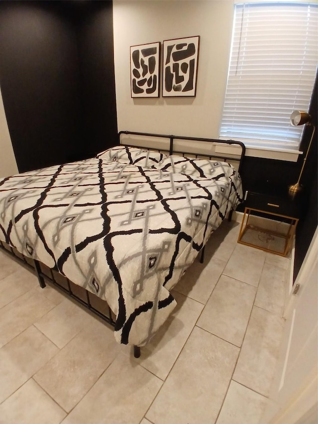 3333 Kilgore St, Houston, TX 77021 - view of tiled bedroom