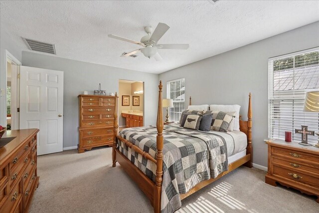 1000 Forsythia Dr, Village Mills, TX 77625