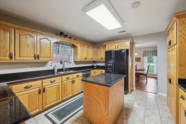 1000 Forsythia Dr, Village Mills, TX 77625