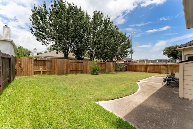 3202 Stoneydale Ln, Spring, TX 77388 - fenced backyard with a patio area