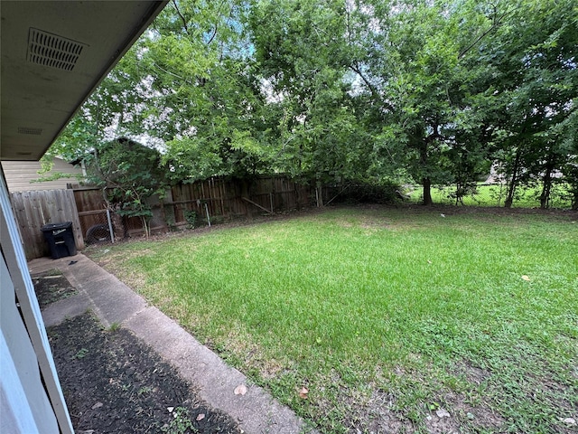 2222 8th St, Houston, TX 77547 - view of fenced backyard