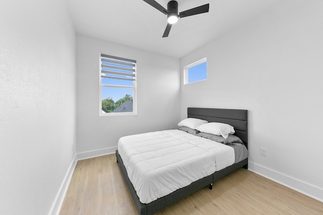 104 E 44th St Unit A, Houston, TX 77018 - bedroom featuring light wood-type flooring and ceiling fan