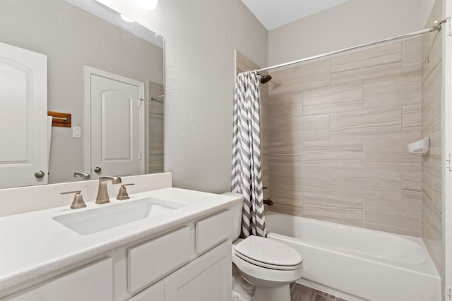 6303 Grand Drift Ct, Katy, TX 77494 - full bathroom with vanity and shower / tub combo
