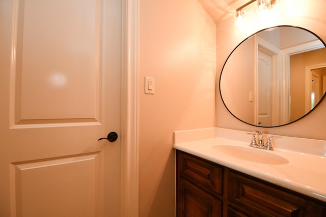 8706 Stowe Creek Ln, Missouri City, TX 77459 - bathroom featuring vanity