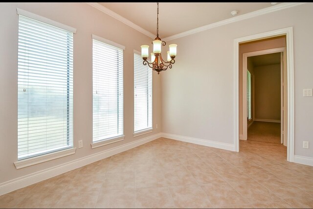 8706 Stowe Creek Ln, Missouri City, TX 77459 - unfurnished room with a chandelier, light tile patterned flooring, crown molding, and a smoke detector