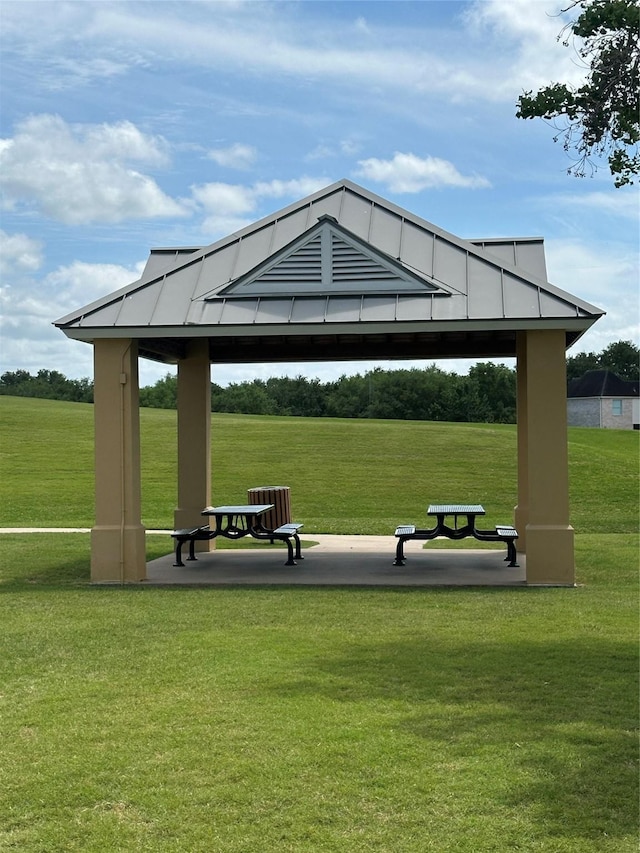 8706 Stowe Creek Ln, Missouri City, TX 77459 - view of community with a gazebo and a lawn