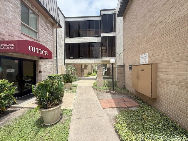 8415 Hearth Dr Unit 36, Houston, TX 77054 - view of building exterior
