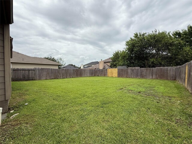 2325 Shady Tree Ln, Conroe, TX 77301 - view of fenced backyard