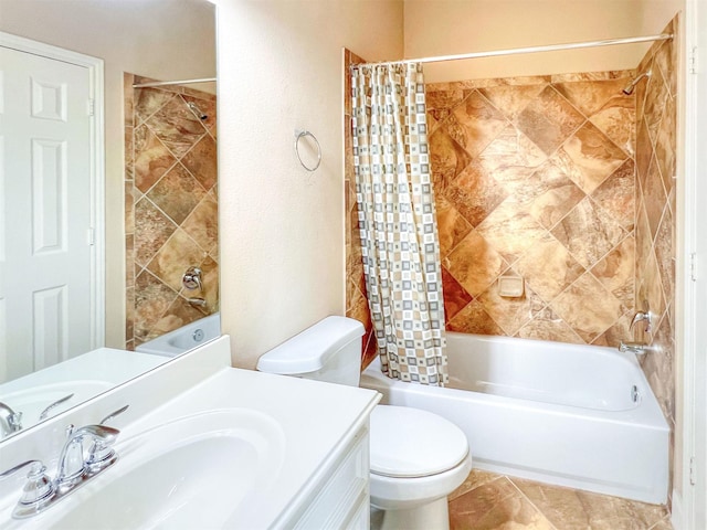 2325 Hutchins St, Houston, TX 77004 - bathroom featuring shower / bath combo and vanity