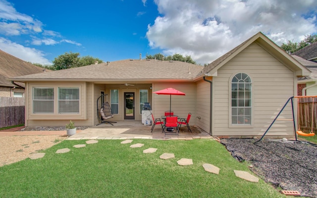 4426 Innsbrook Pl, Sugar Land, TX 77479 - back of house featuring a patio, roof with shingles, and a ceiling fan