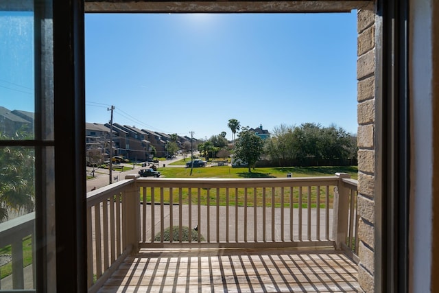 2601 Sailboat Dr, Houston, TX 77058 - balcony with a residential view