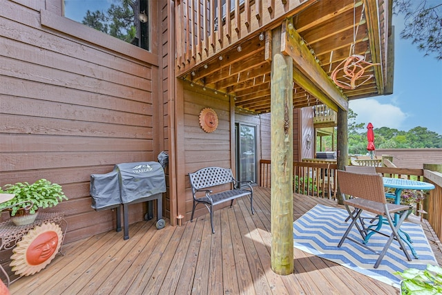 2114 Crows Nest Dr, League City, TX 77573 - wooden terrace with grilling area