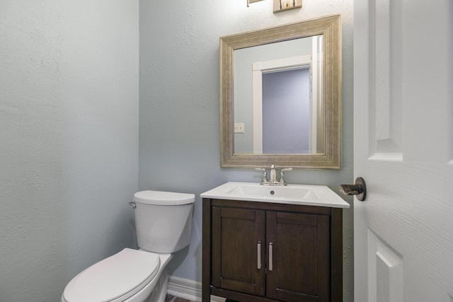 2919 Lake View Dr, Missouri City, TX 77459 - bathroom featuring vanity and toilet