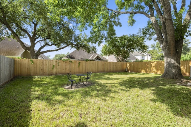 2919 Lake View Dr, Missouri City, TX 77459 - view of fenced backyard