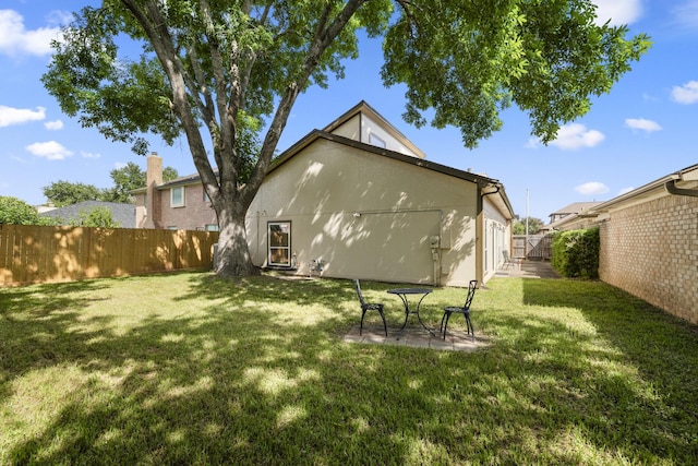 2919 Lake View Dr, Missouri City, TX 77459 - view of fenced backyard