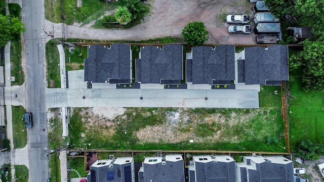 235 Julia St Unit B, Houston, TX 77022 - aerial view of property's location with property parcel outlined