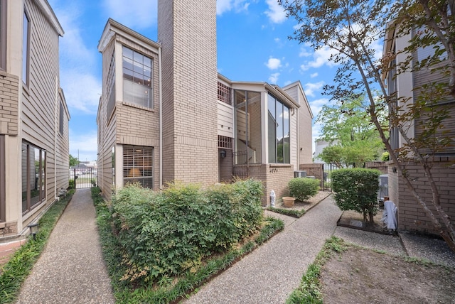 4904 Feagan St Unit 1, Houston, TX 77007 - view of property's community