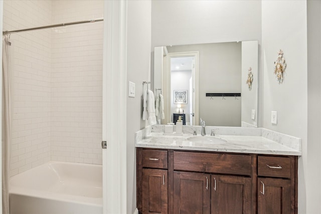 1035 Waverly St Unit B, Houston, TX 77008 - full bath with vanity and  shower combination