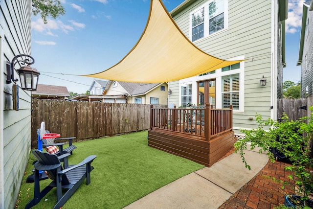 1035 Waverly St Unit B, Houston, TX 77008 - fenced backyard featuring a wooden deck