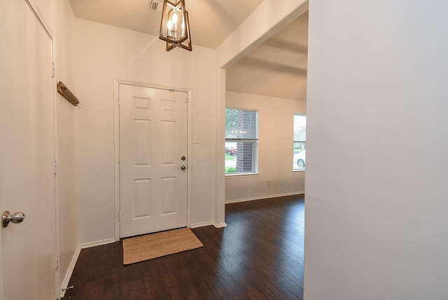 2715 Trinity Glen Ln, Houston, TX 77047 - entrance foyer featuring dark wood-style flooring and baseboards