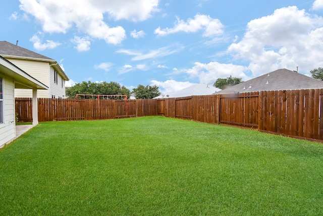 2715 Trinity Glen Ln, Houston, TX 77047 - view of fenced backyard