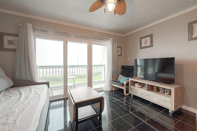 6102 Seawall Blvd Unit 252, Galveston, TX 77551 - living room with ornamental molding and a ceiling fan