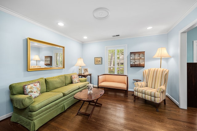 12215 Cobblestone Dr, Houston, TX 77024 - living area featuring wood finished floors, recessed lighting, and crown molding