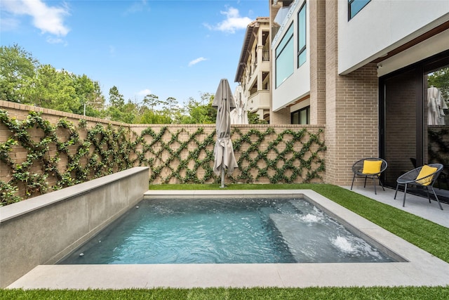 6508 Haskell St, Houston, TX 77007 - view of swimming pool