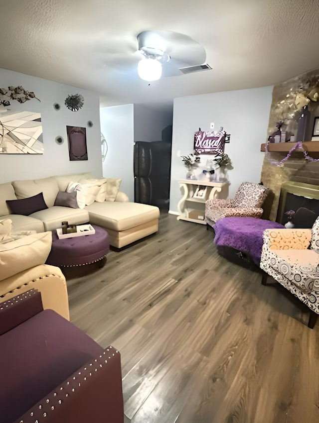 1914 Woodway Dr, Woodbranch, TX 77357 - photo 3